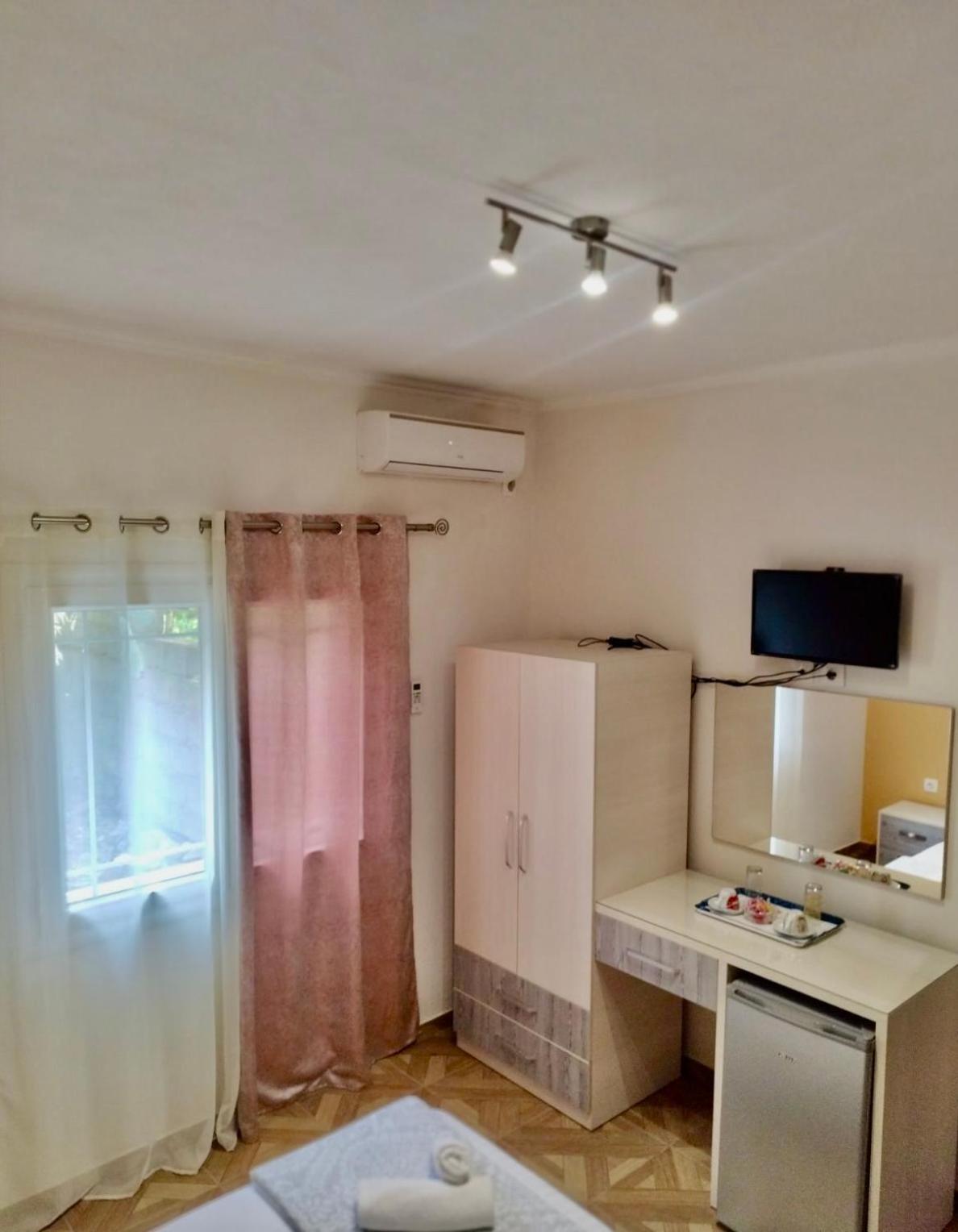 Dagos Rooms Dhërmi 外观 照片